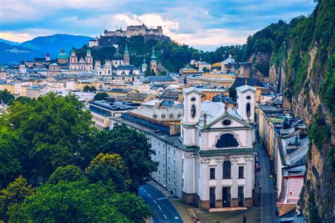 A Fortaleza Hohensalzburg: Uma joia medieval com vista panorâmica épica para Salzburgo!