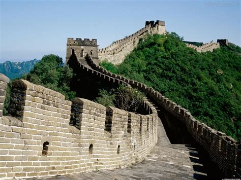  A Grande Muralha de Tangshan: Uma jornada épica através da história e da beleza natural!