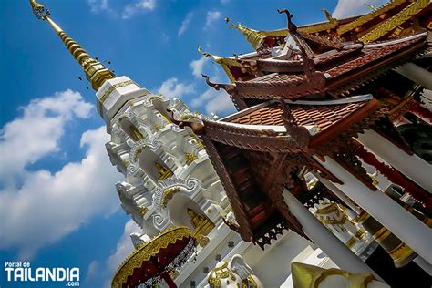 O Templo de Wat Lat Klang: Uma Joia Escondida e Um Refúgio da Agitação!