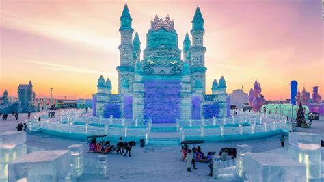  Parque da Cultura de Harbin: Uma Sinfonia Glacial e um Banquete para os Olhos!