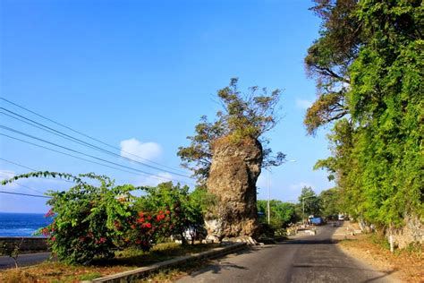 Watu Dodol: Um Tesouro Escondido em um Paraíso Tropical!